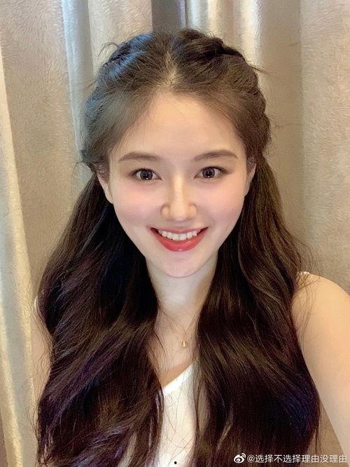 有没有吃瓜看网红视频的,揭秘网红视频的诱惑与影响  第1张